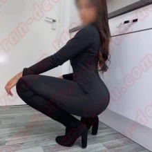 Массажистка Оделия