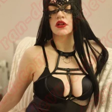 Массажистка МИШЕЛЬ