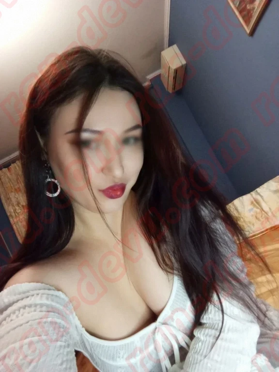 Массажистка Влада в Красногорске - База эротического массажа Рандеву