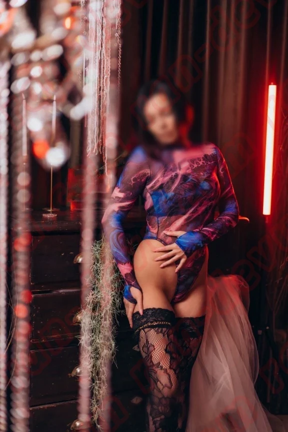 Массажистка Анита в Москве - База эротического массажа Рандеву