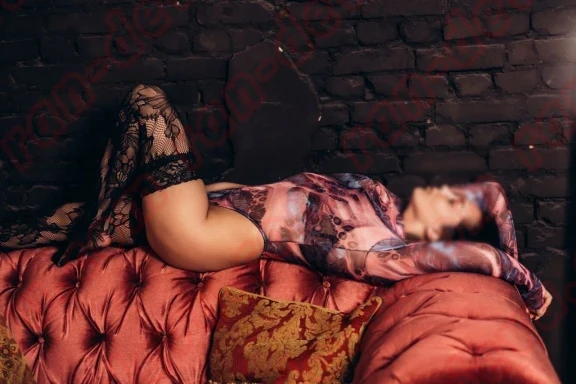 Массажистка Анита в Москве - База эротического массажа Рандеву