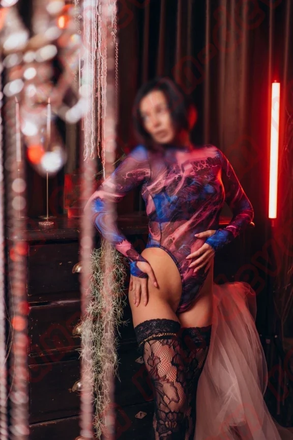 Массажистка Анита в Москве - База эротического массажа Рандеву