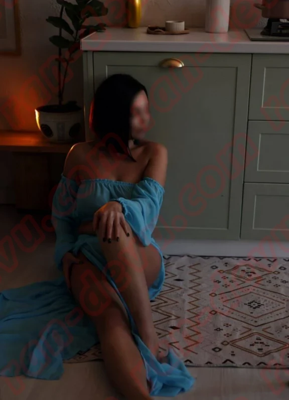 Массажистка Анита в Красногорске - База эротического массажа Рандеву