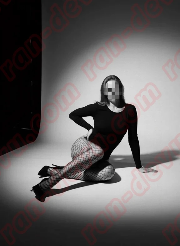 Массажистка Светик в Москве - База эротического массажа Рандеву