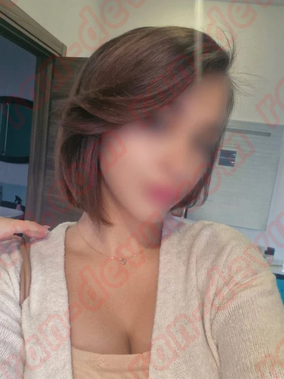 Массажистка Карина в Москве - База эротического массажа Рандеву