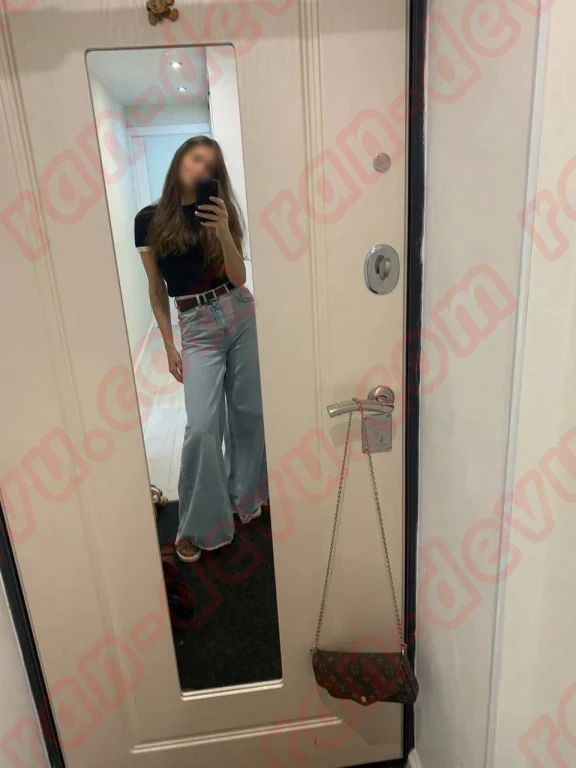 Массажистка Алина в Москве - База эротического массажа Рандеву