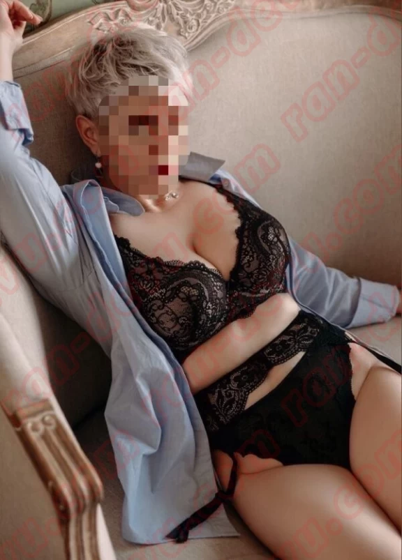 Массажистка Лиана в Москве - База эротического массажа Рандеву