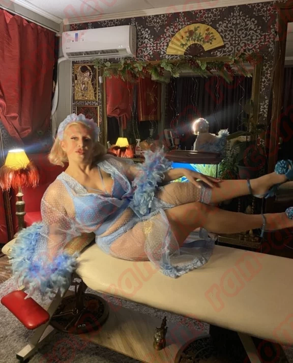 Массажистка Селена в Сочи - База эротического массажа Рандеву