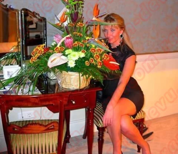 Массажистка Лариса в Санкт-Петербурге - База эротического массажа Рандеву