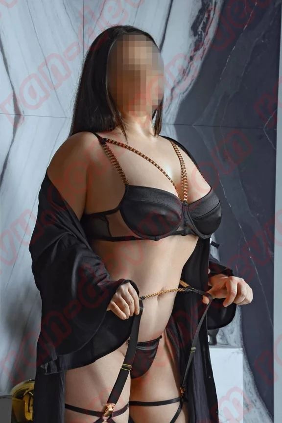 Массажистка Aделина в Домодедово - База эротического массажа Рандеву