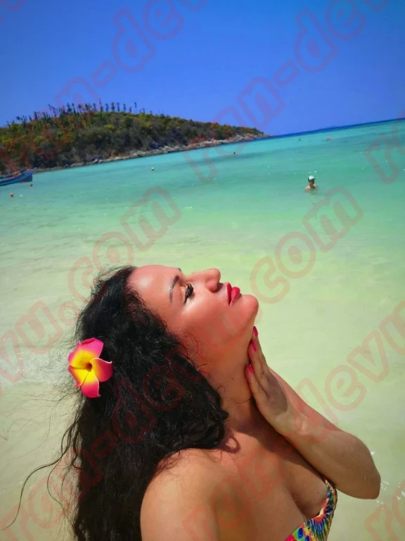 Массажистка Милана в Ессентуках - База эротического массажа Рандеву