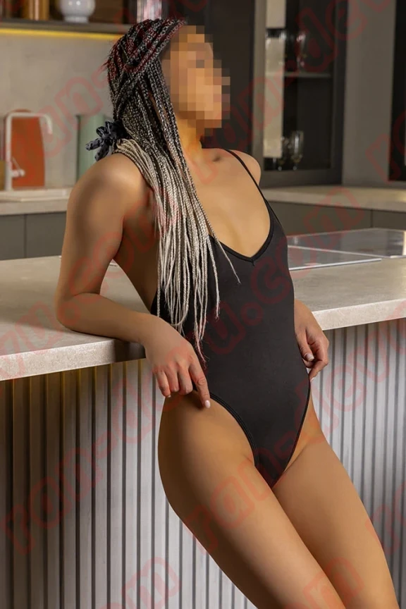 Массажистка Кира в Москве - База эротического массажа Рандеву