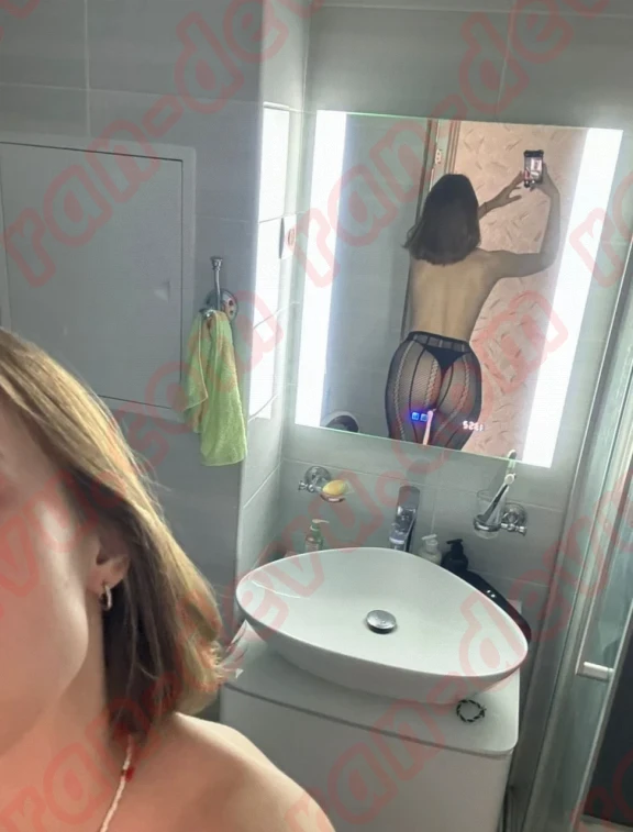 Массажистка Аврора в Москве - База эротического массажа Рандеву